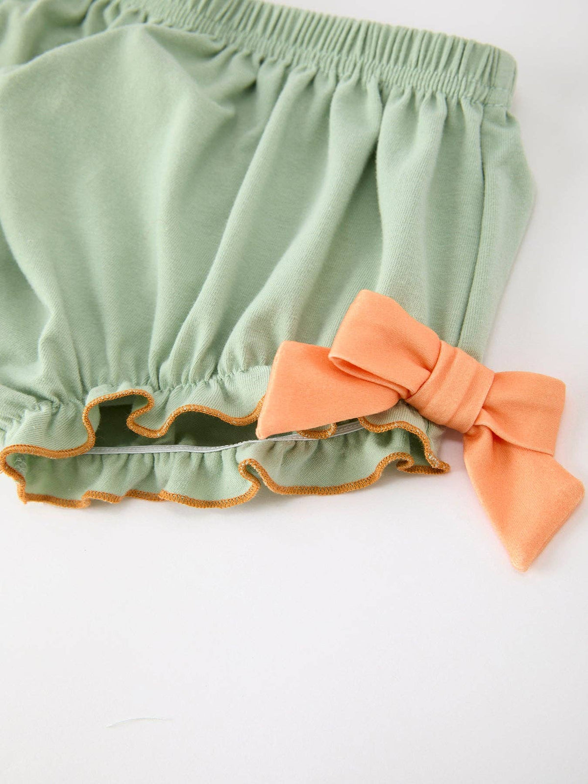 Green Gingham Pumpkin Ruffle Top & Bloomer Set