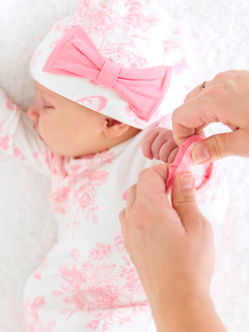 Pink Butterfly Garden Toile SoftSnooze™ Seersucker Bamboo Mommy & Me Robe
